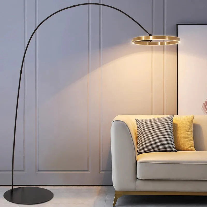 Giulia – Italienische Designer-Bogenlampe