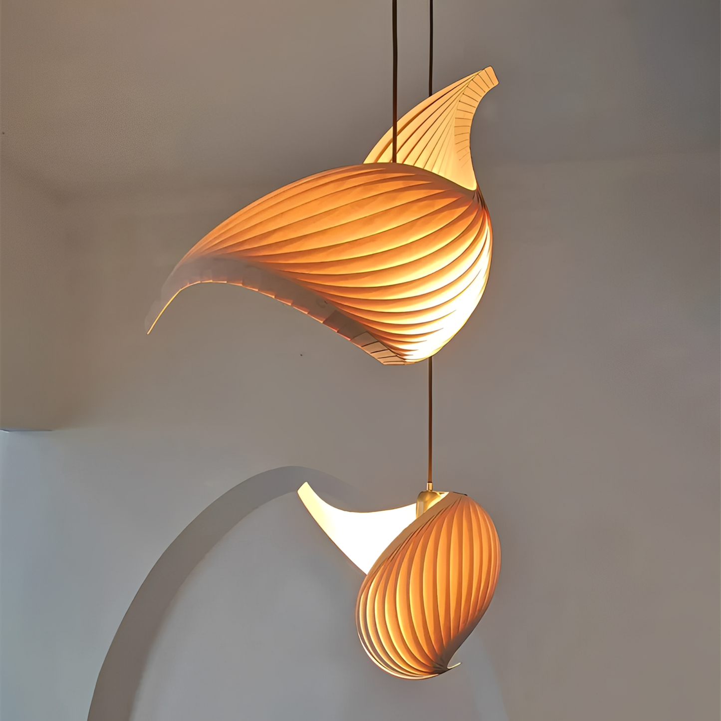 Mira – Kreative Pendelleuchte aus Holz