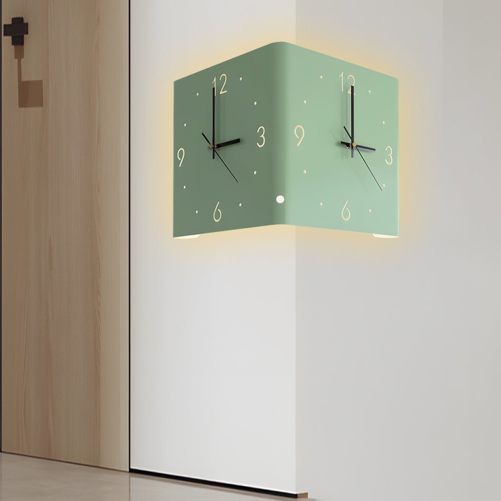 Elina – Doppelseitige Wandleuchte mit Uhr