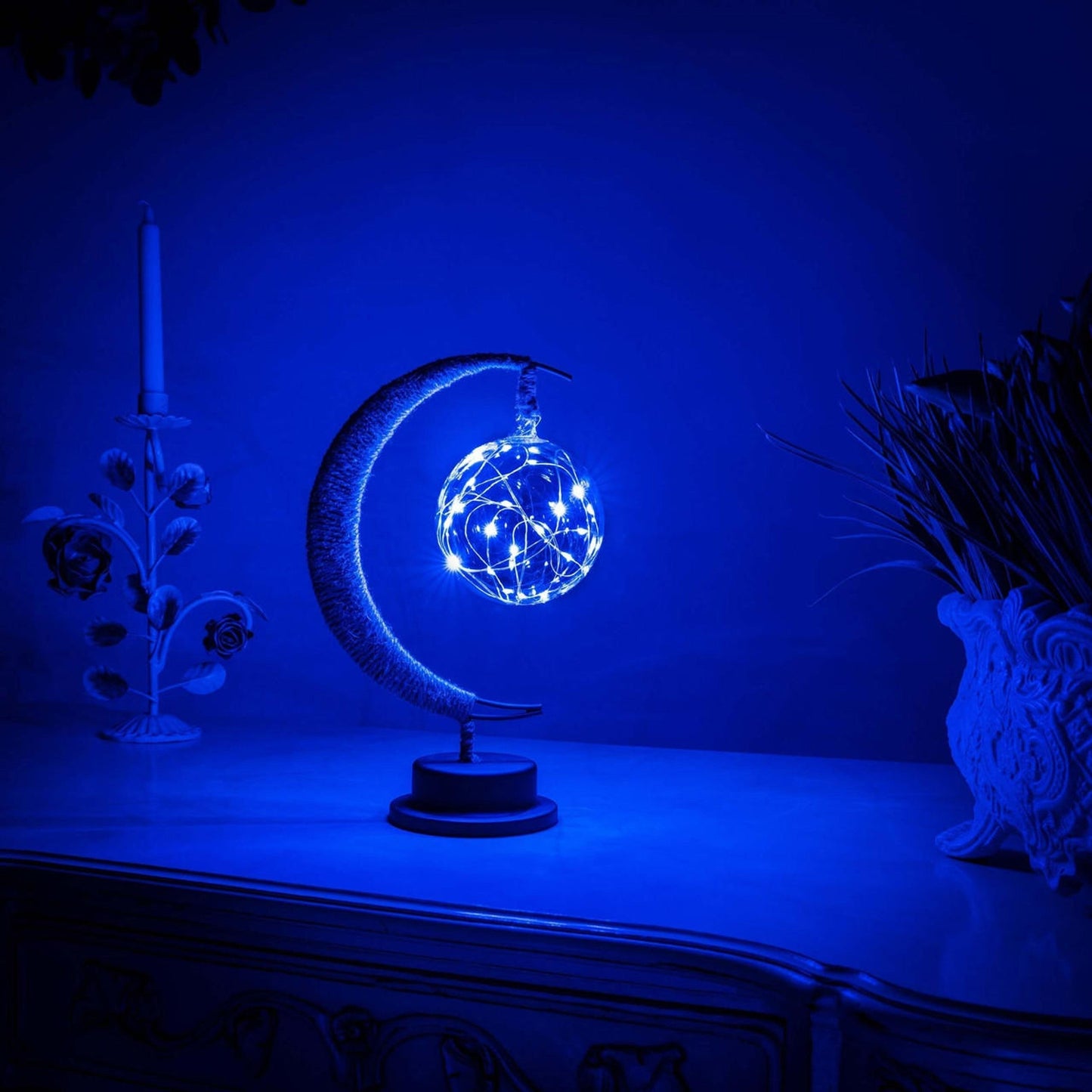 MoonAura – LED-Mondlicht mit sanftem Leuchtschein
