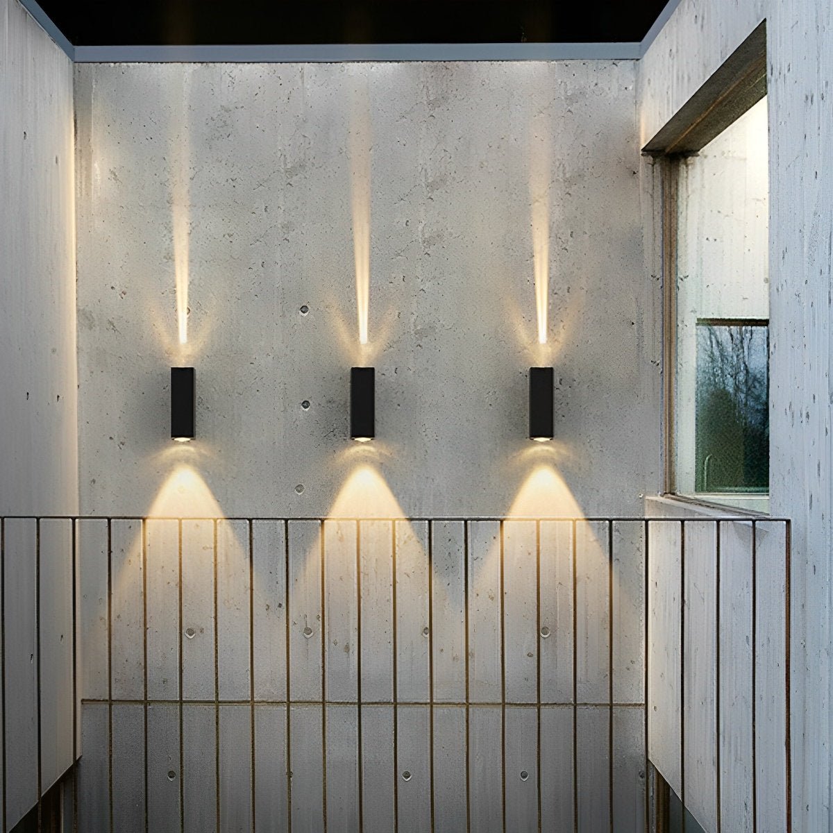Elora – Up and Down LED Wandleuchte Outdoor