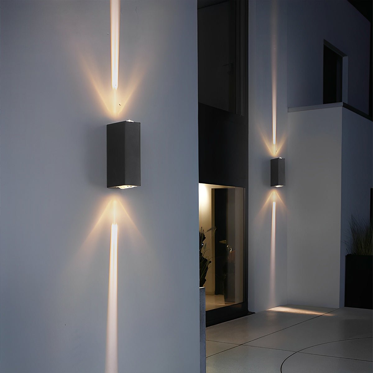 Elora – Up and Down LED Wandleuchte Outdoor