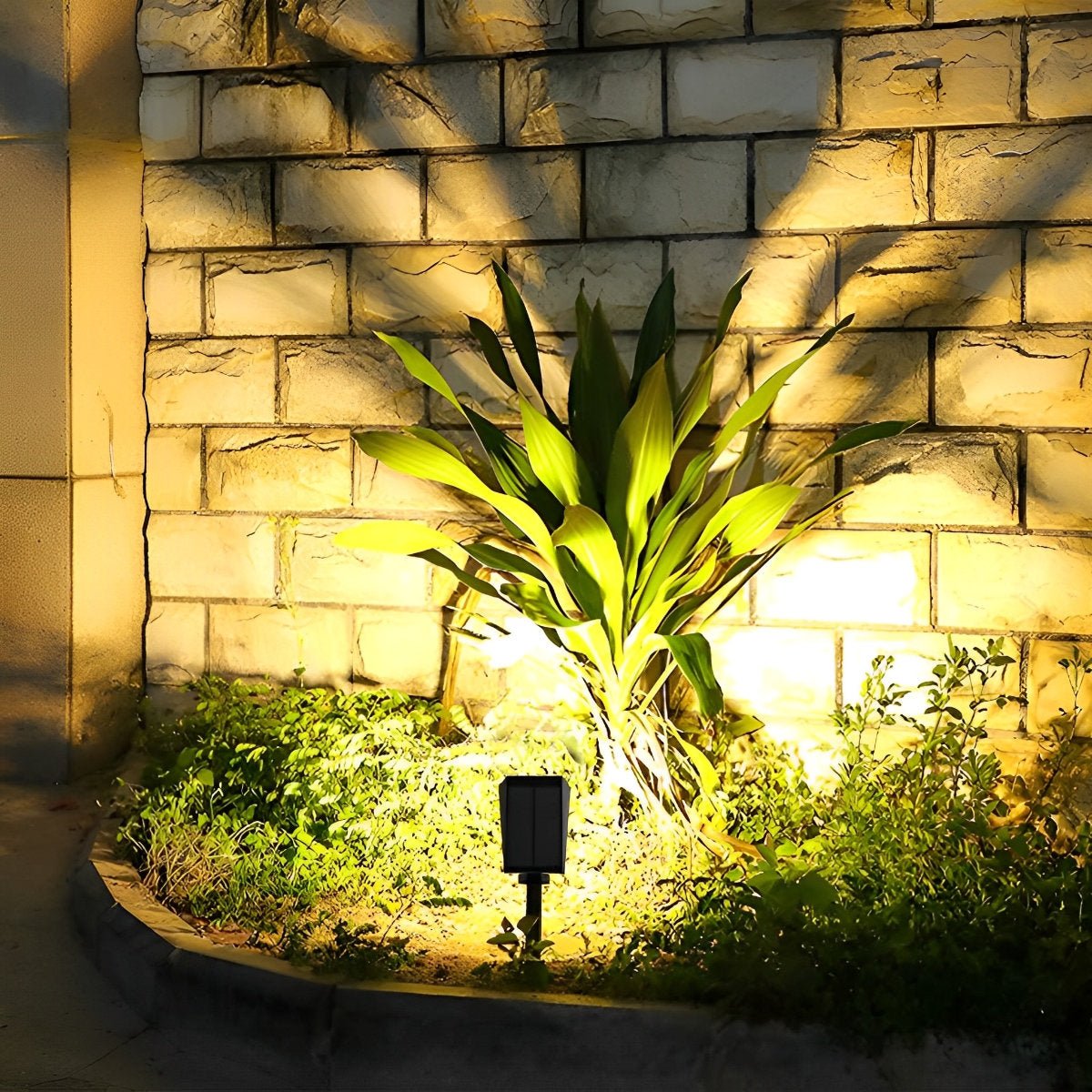 Gavina – Wasserdichtes Solar LED Baumspotlicht