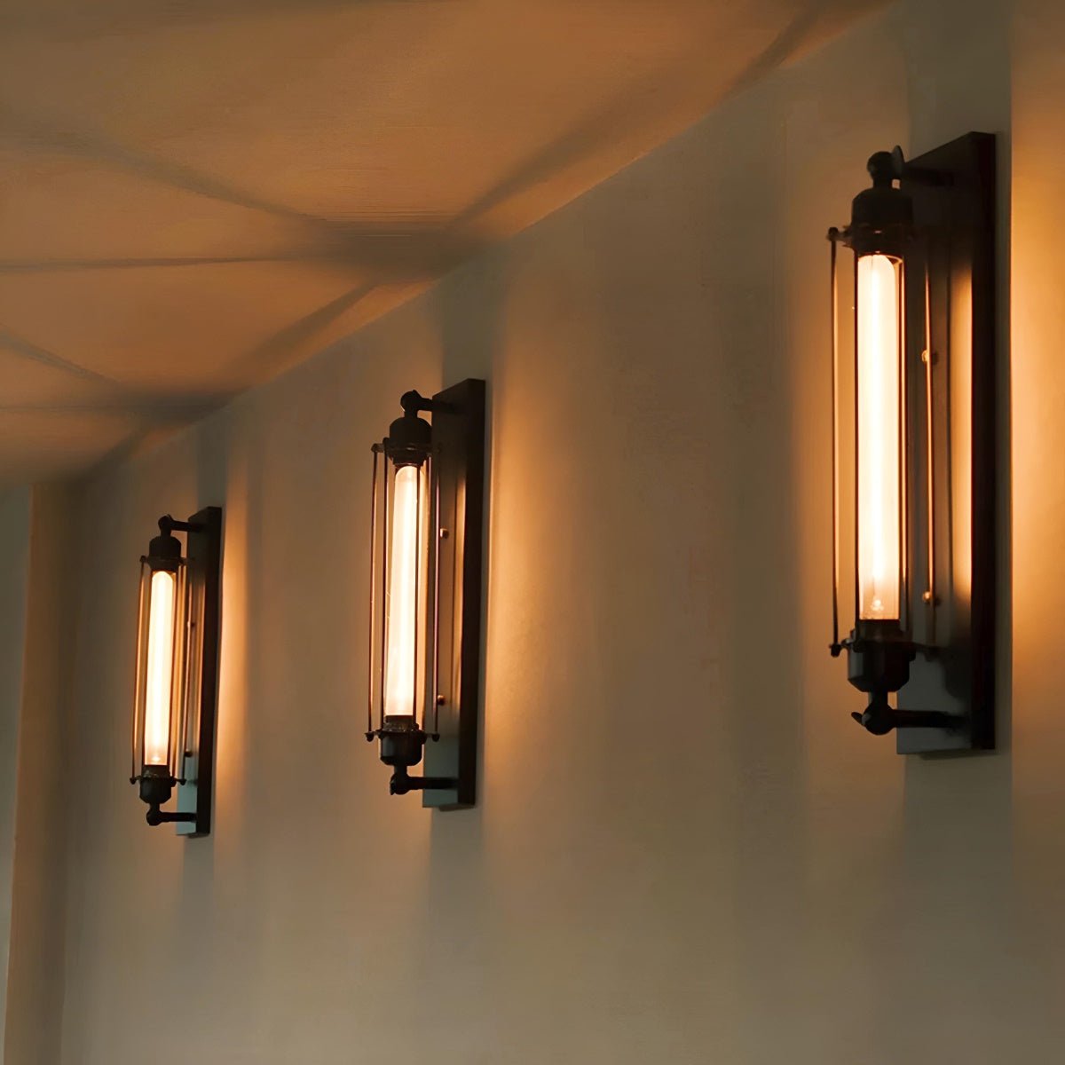 Vera – Vintage Industrielle Eisen-LED Wandleuchte