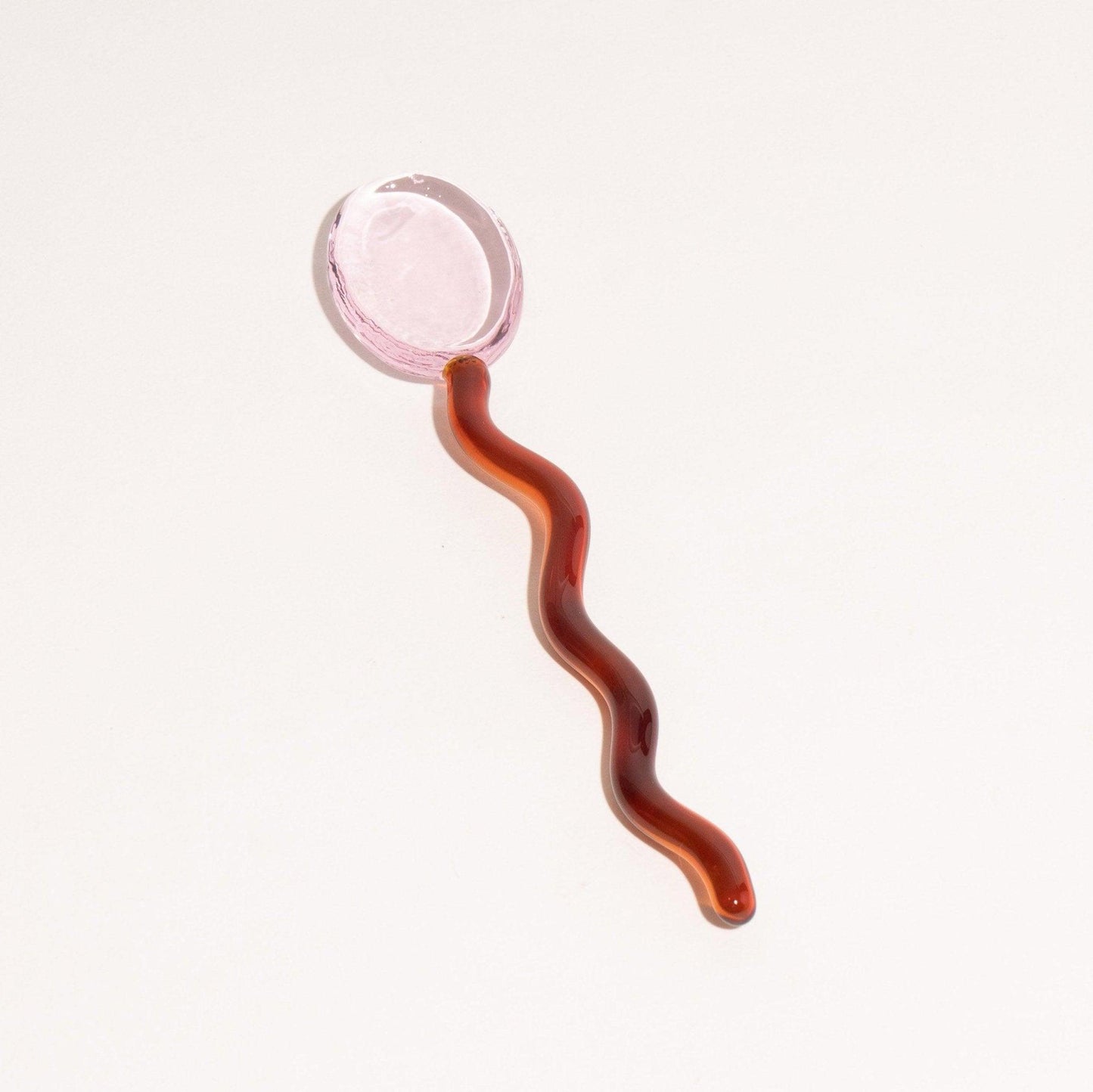 WaveSpoon – Handgefertigter Glaslöffel mit buntem Wellenmuster