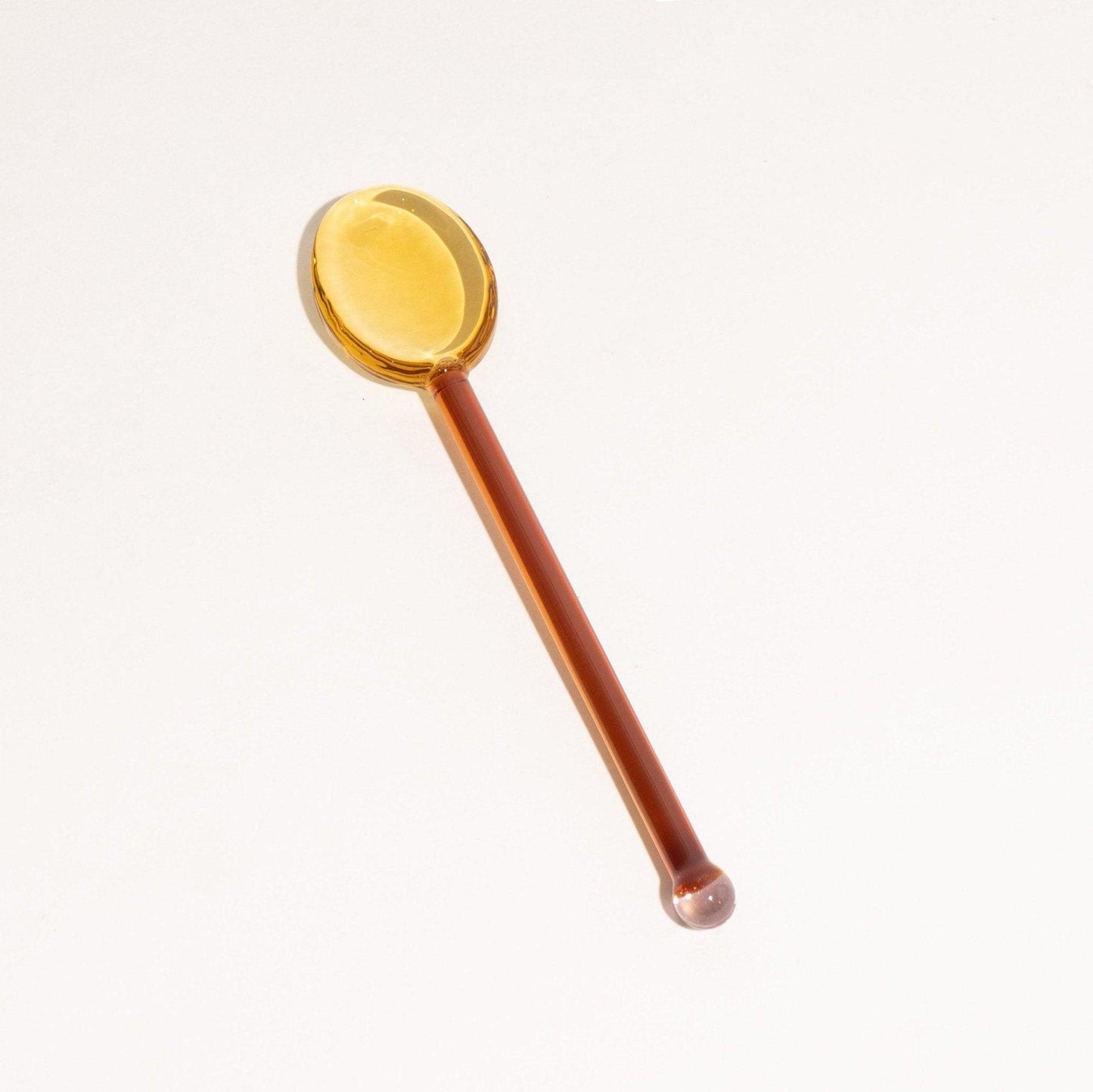 WaveSpoon – Handgefertigter Glaslöffel mit buntem Wellenmuster